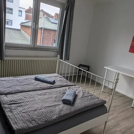 Nestoasewhv Zentrale Zimmer Zwischen City Und Suedstrand Wilhelmshaven Exterior photo